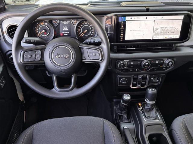 new 2025 Jeep Wrangler car