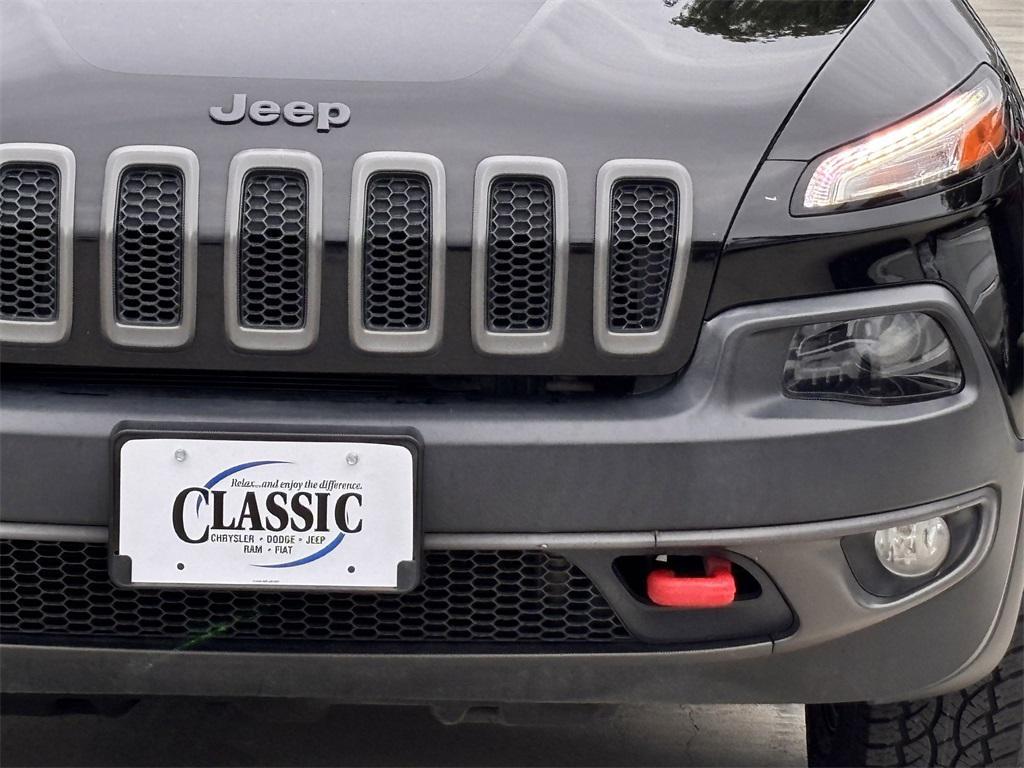 used 2017 Jeep Cherokee car, priced at $18,991
