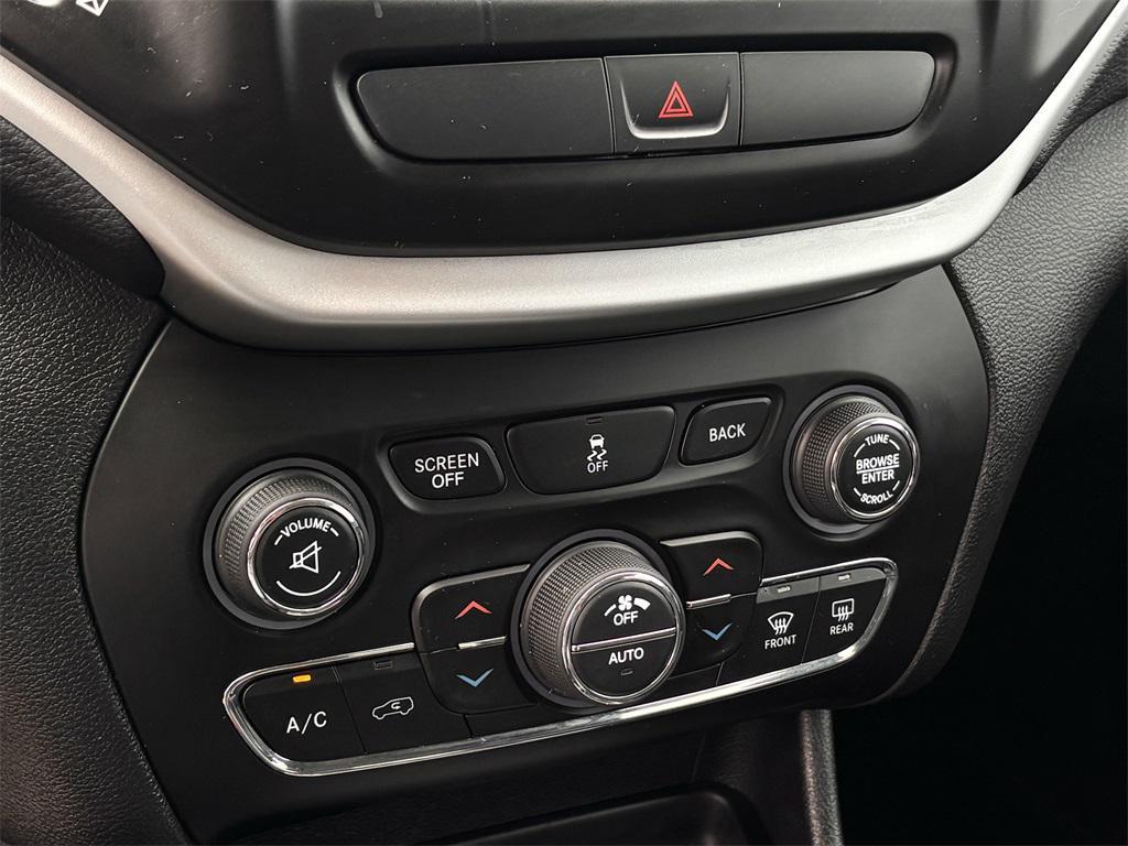 used 2017 Jeep Cherokee car, priced at $18,991