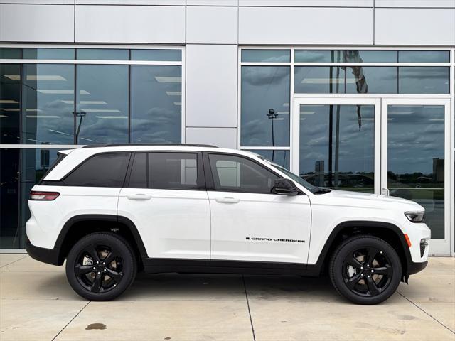 new 2025 Jeep Grand Cherokee car, priced at $47,526