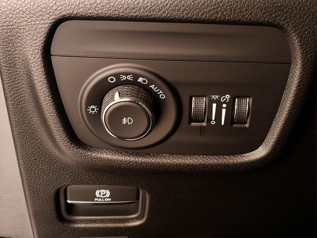 new 2025 Jeep Grand Cherokee car, priced at $47,526