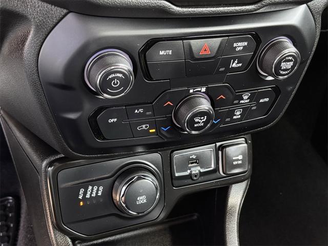 used 2022 Jeep Renegade car, priced at $20,991