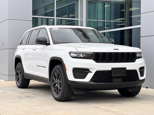 new 2025 Jeep Grand Cherokee car, priced at $39,185
