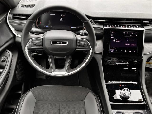new 2025 Jeep Grand Cherokee car, priced at $39,185