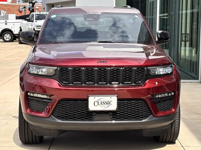 new 2025 Jeep Grand Cherokee car, priced at $40,906