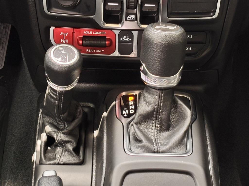new 2025 Jeep Wrangler car, priced at $51,678