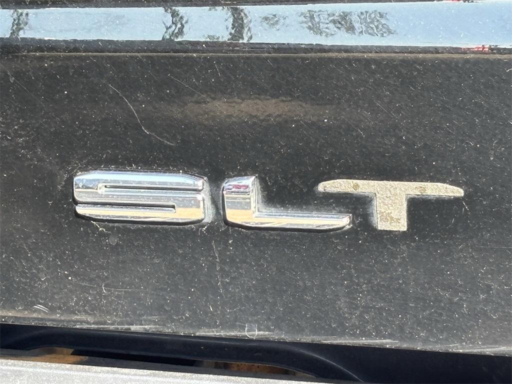 used 2024 GMC Sierra 1500 car, priced at $45,492