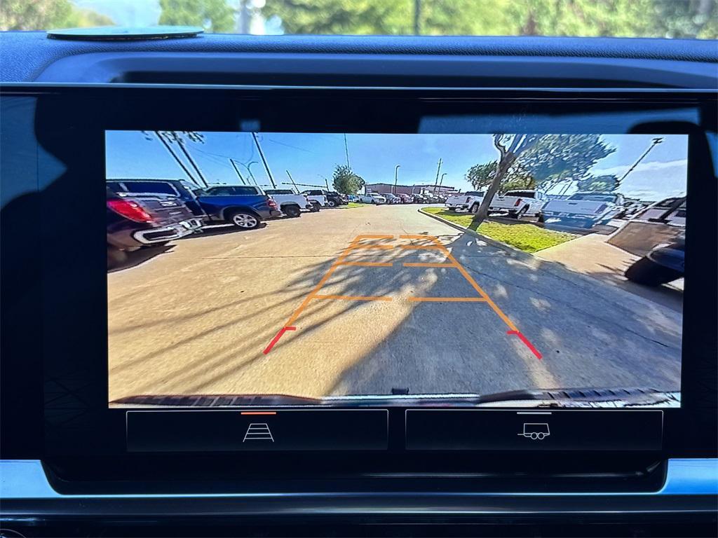 used 2024 GMC Sierra 1500 car, priced at $45,492