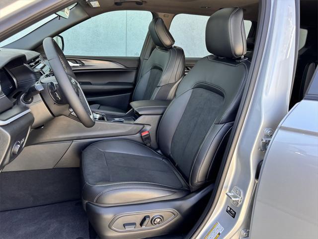 new 2025 Jeep Grand Cherokee L car, priced at $43,130