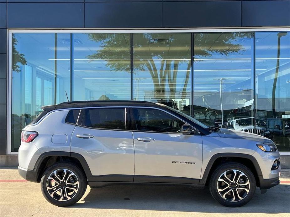 new 2024 Jeep Compass car, priced at $29,668