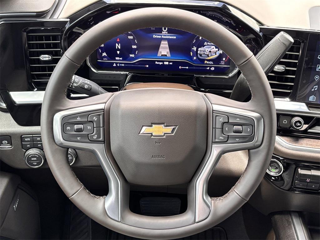 used 2025 Chevrolet Silverado 3500 car, priced at $76,492