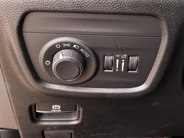 used 2022 Jeep Grand Cherokee L car, priced at $34,147