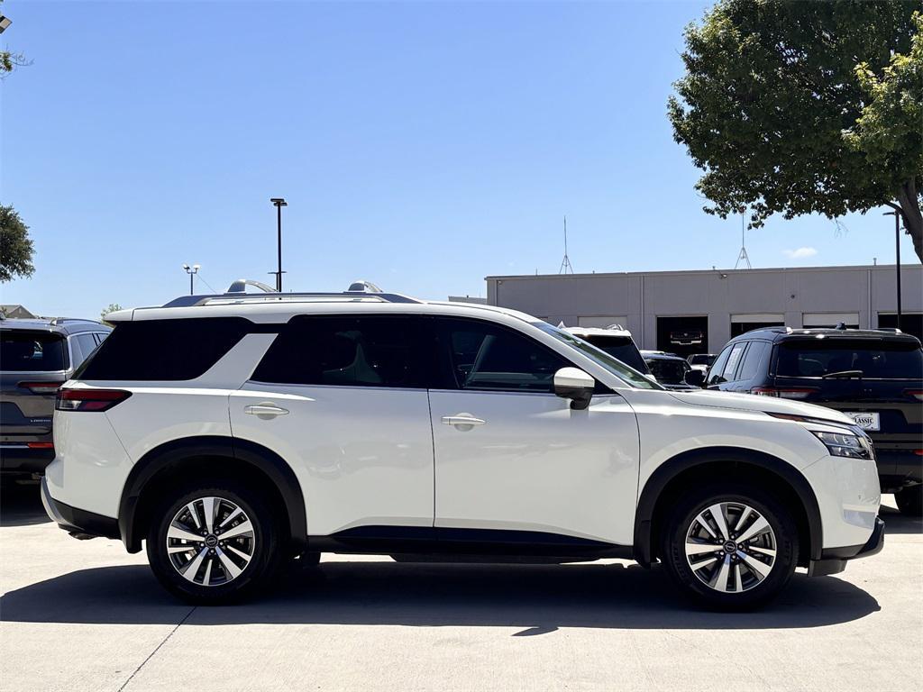 used 2022 Nissan Pathfinder car, priced at $25,192