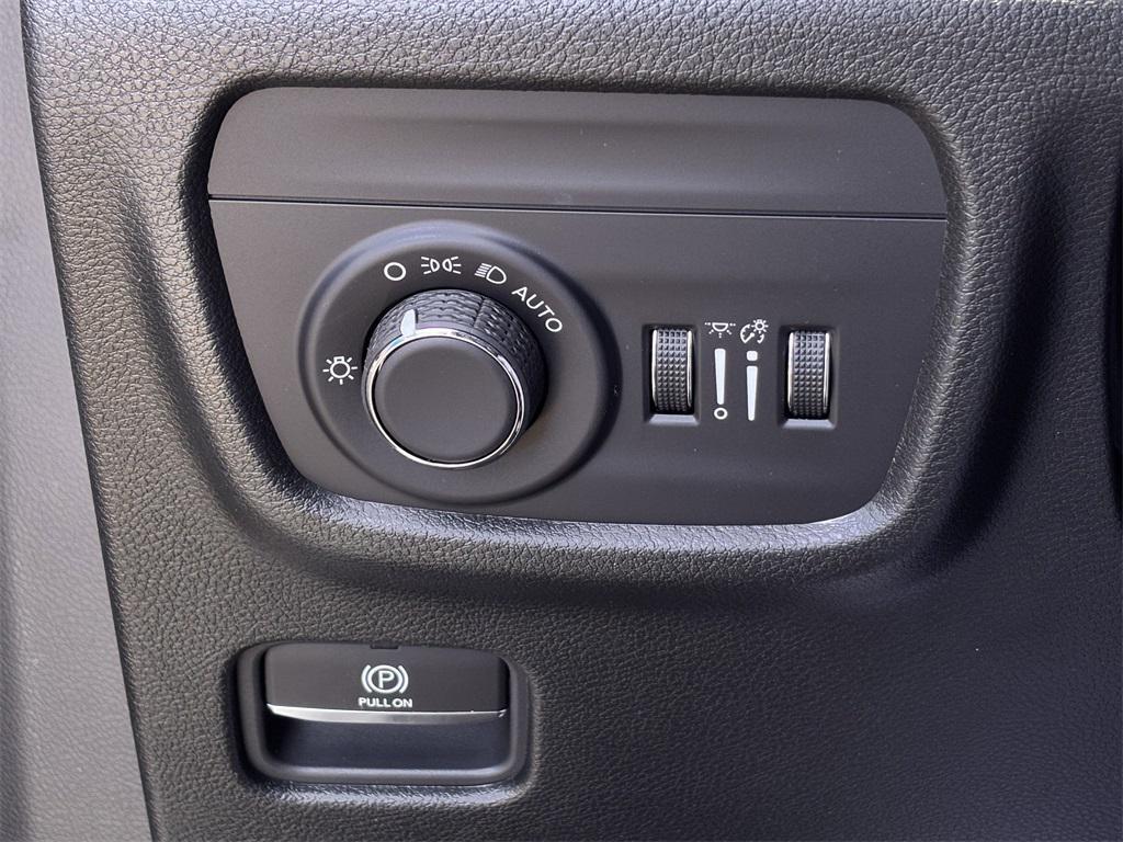 new 2025 Jeep Grand Cherokee L car, priced at $36,030