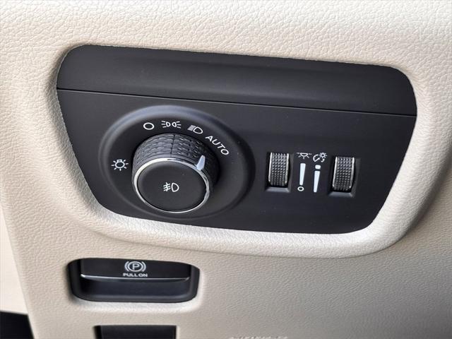 new 2025 Jeep Grand Cherokee L car, priced at $46,480