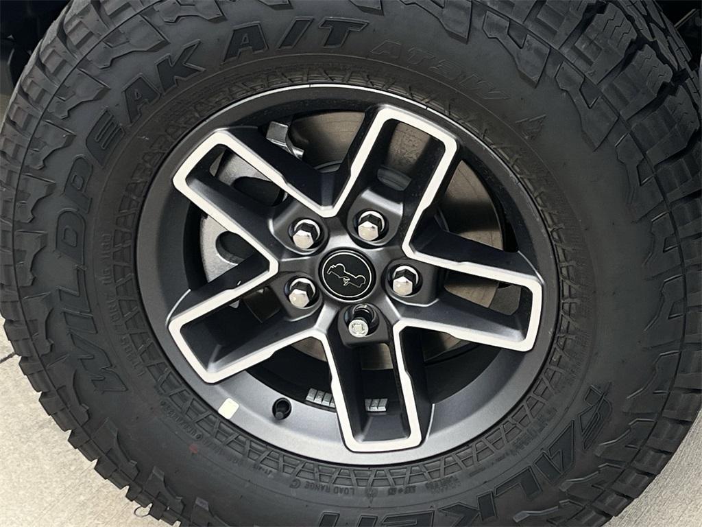 new 2025 Jeep Gladiator car, priced at $51,450