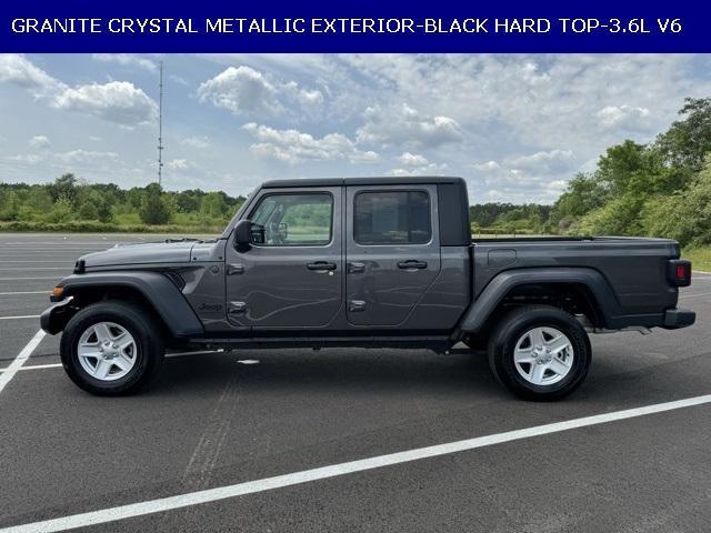 used 2023 Jeep Gladiator car, priced at $33,971