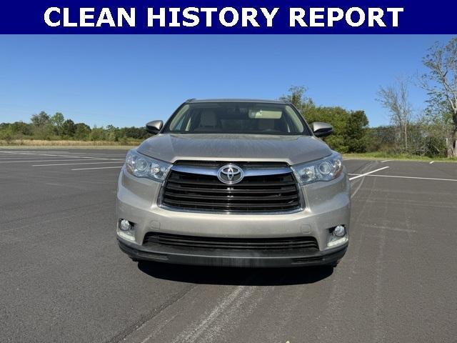 used 2015 Toyota Highlander car, priced at $16,587