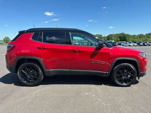 new 2024 Jeep Compass car, priced at $29,568