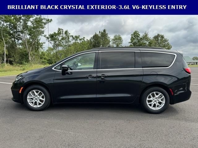 used 2022 Chrysler Pacifica car, priced at $23,993