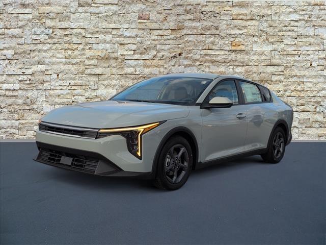 new 2025 Kia K4 car, priced at $23,335