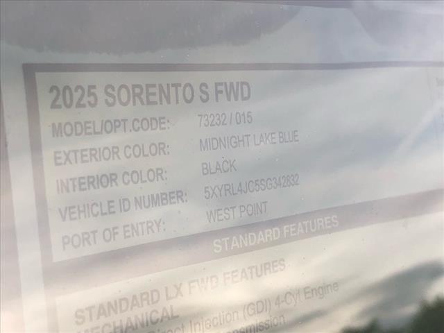 new 2025 Kia Sorento car, priced at $37,260