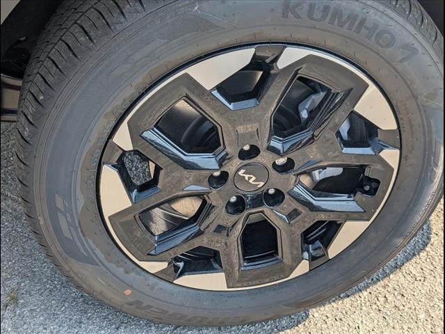 new 2025 Kia Sorento car, priced at $37,155