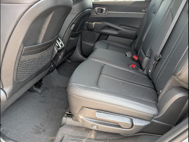 new 2025 Kia Sorento car, priced at $37,155