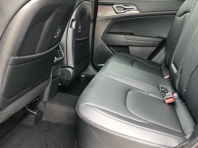 new 2025 Kia Sportage Hybrid car, priced at $34,425