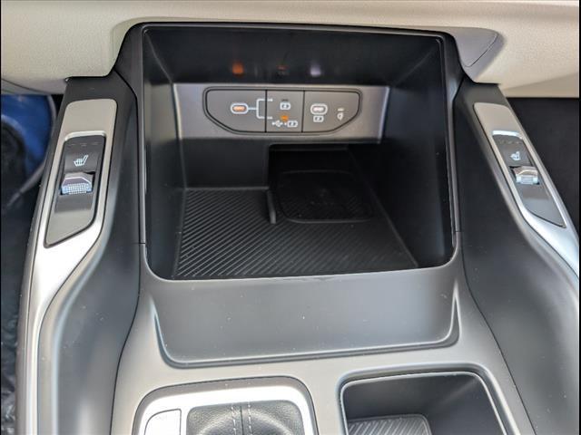 new 2025 Kia Sorento car, priced at $37,155