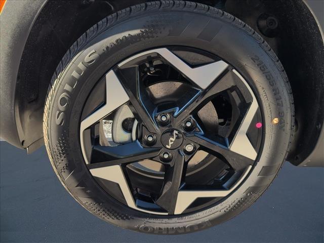 new 2026 Kia Seltos car, priced at $25,705
