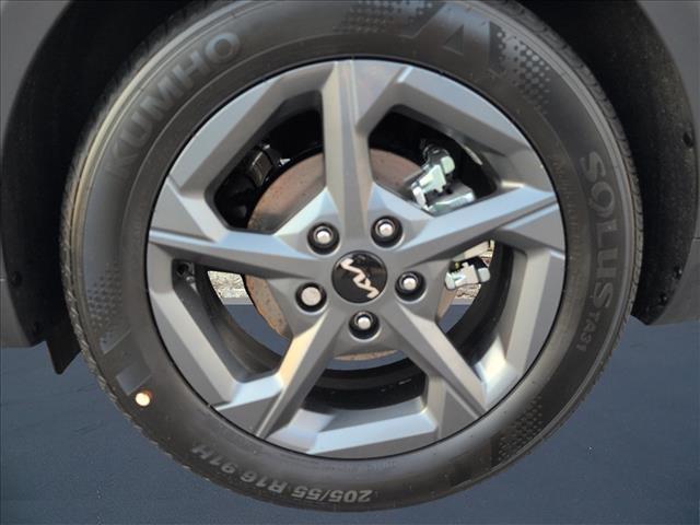 new 2025 Kia K4 car, priced at $23,290