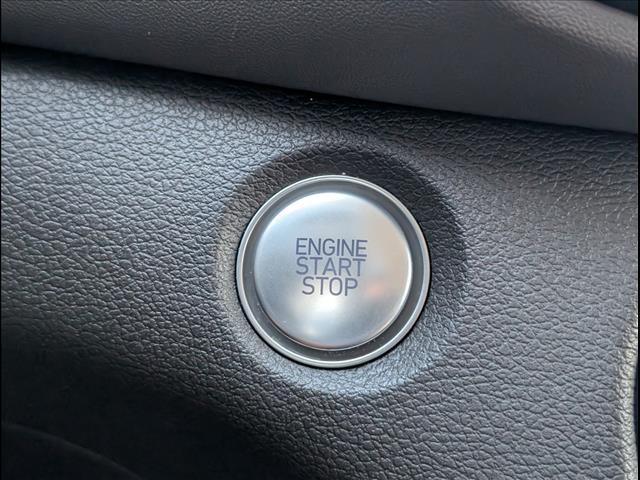 used 2019 Hyundai Santa Fe car, priced at $17,792