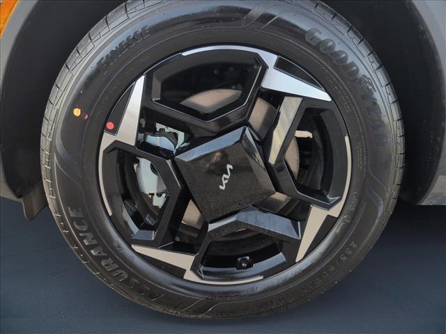 new 2026 Kia Sportage Hybrid car, priced at $34,105