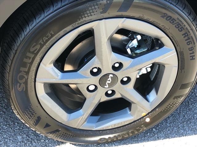 new 2025 Kia K4 car, priced at $23,190