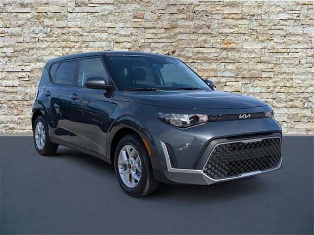 new 2025 Kia Soul car, priced at $21,749