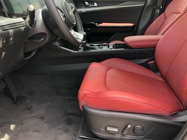 new 2025 Kia K5 car, priced at $31,395