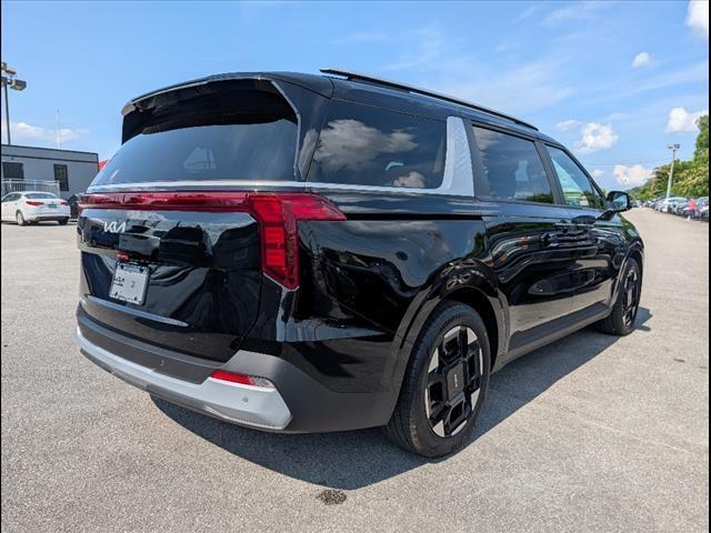 new 2025 Kia Carnival car, priced at $41,175