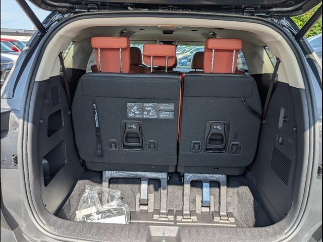 new 2025 Kia Carnival car, priced at $41,175