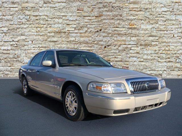 used 2008 Mercury Grand Marquis car, priced at $7,493