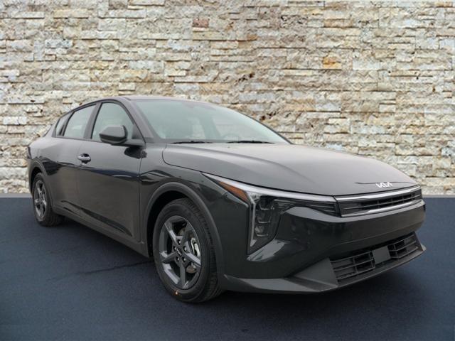 new 2025 Kia K4 car, priced at $23,190