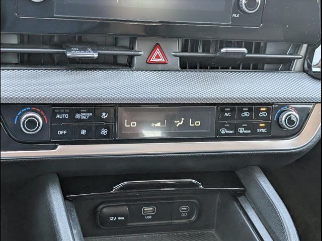 used 2025 Kia Sportage Hybrid car, priced at $27,993