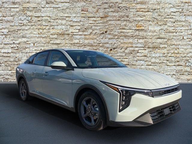 new 2025 Kia K4 car, priced at $23,190