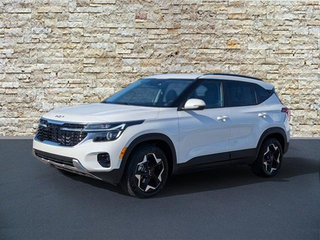 used 2025 Kia Seltos car, priced at $24,991