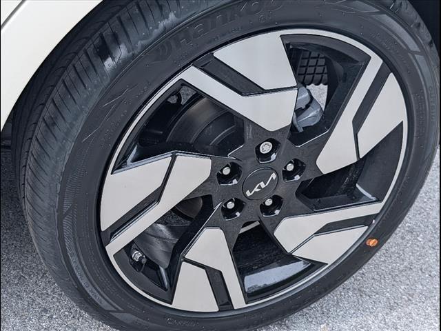 new 2025 Kia Soul car, priced at $24,800