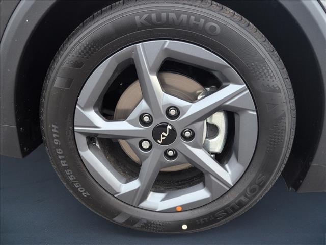 new 2025 Kia K4 car, priced at $23,335