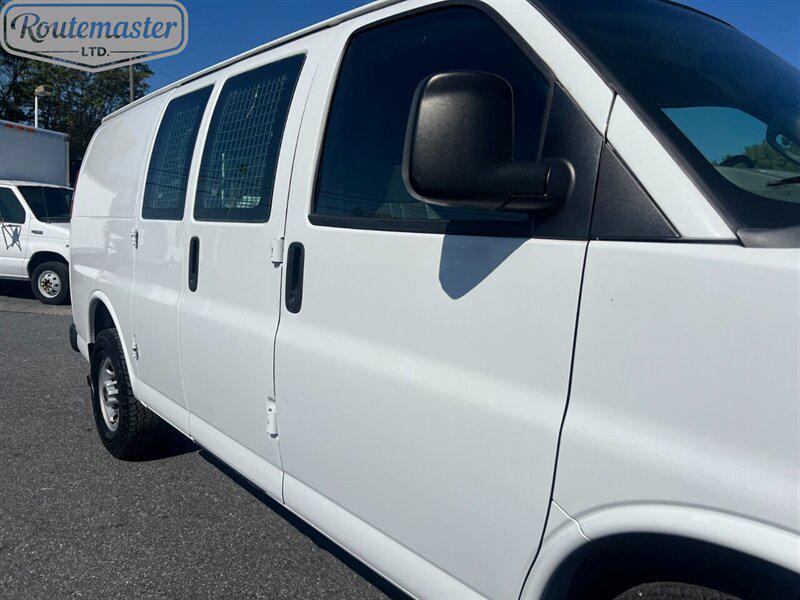 used 2017 GMC Savana 3500 car, priced at $7,500