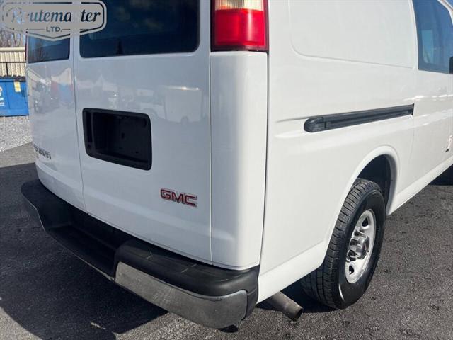 used 2005 GMC Savana 3500 car, priced at $14,500