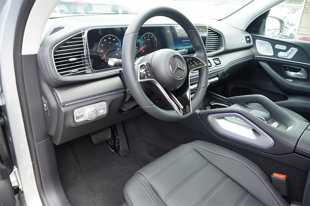 new 2026 Mercedes-Benz GLS 450 car, priced at $97,605