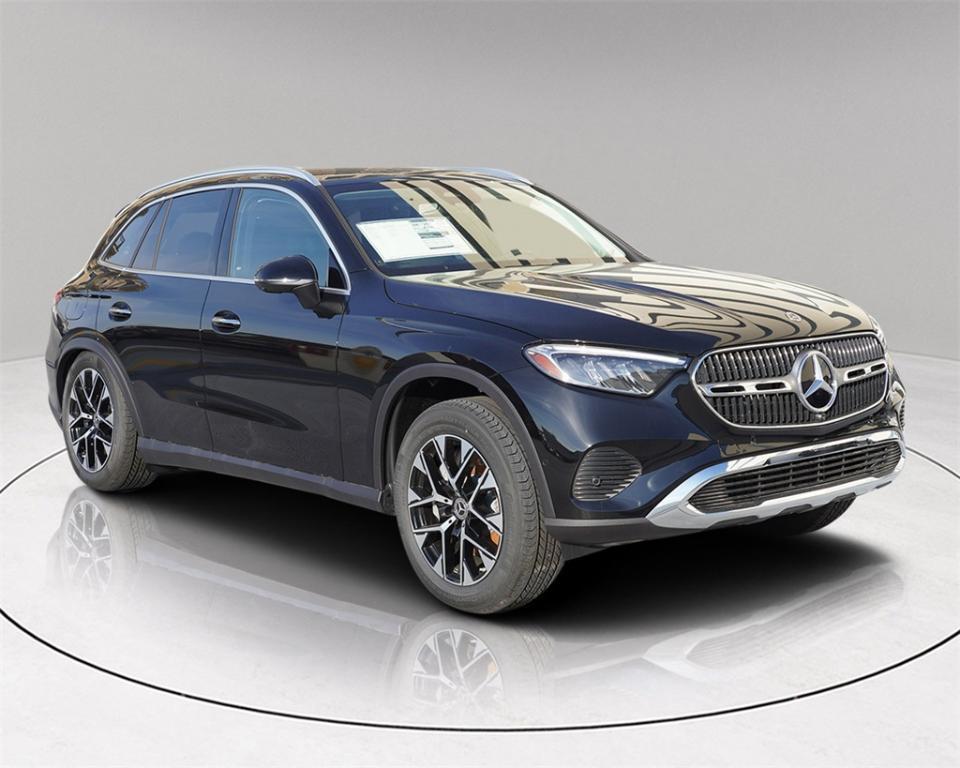 new 2025 Mercedes-Benz GLC 350e car, priced at $65,325